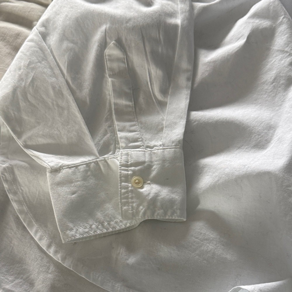 Gap Oversized White Button-Up Shirt - Picture 3 of 4
